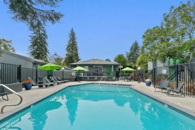2 Bed 1 Bath Contemporary High-Rise Condo in Santa Cruz, CA - 5
