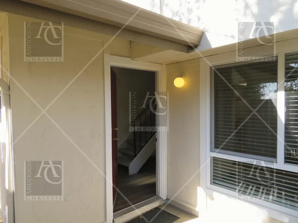 2 Bed 1 Bath Contemporary High-Rise Condo in Santa Cruz, CA - 2