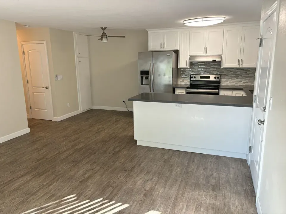2 Bed 1 Bath Contemporary High-Rise Condo in Santa Cruz, CA - 2