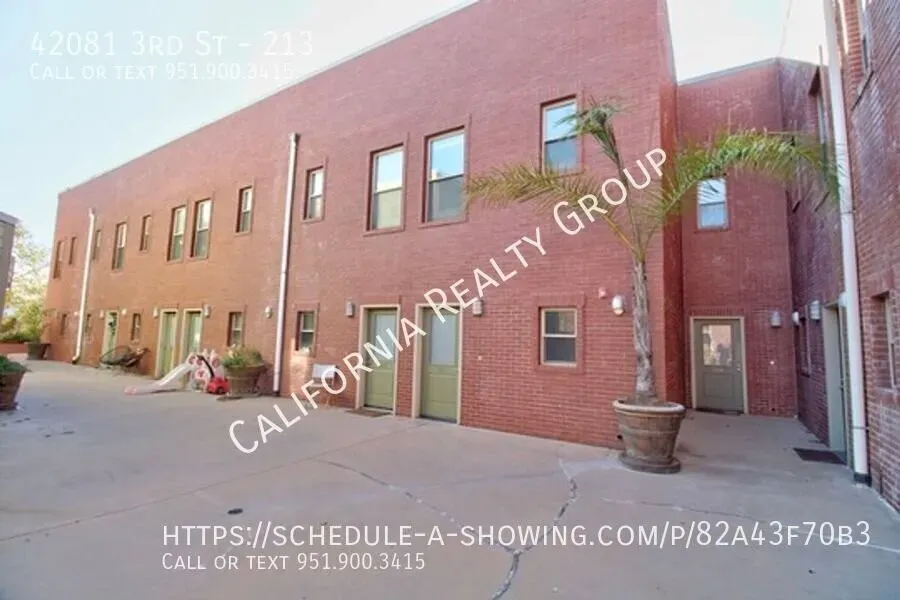 2 Bed 1 Bath Contemporary High-Rise Condo in Temecula, CA - 2