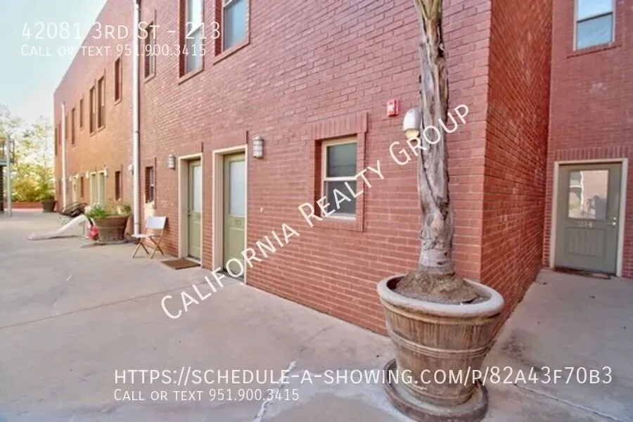 2 Bed 1 Bath Contemporary High-Rise Condo in Temecula, CA - 3