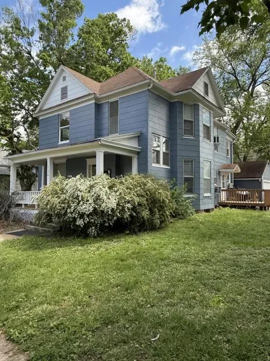 2 Bed 1 Bath Contemporary High-Rise Condo in Topeka, KS