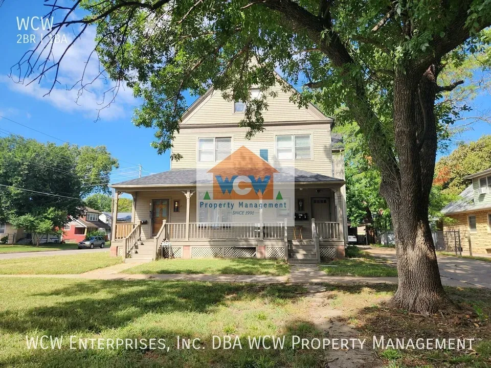 2 Bed 1 Bath Contemporary High-Rise Condo in Topeka, KS