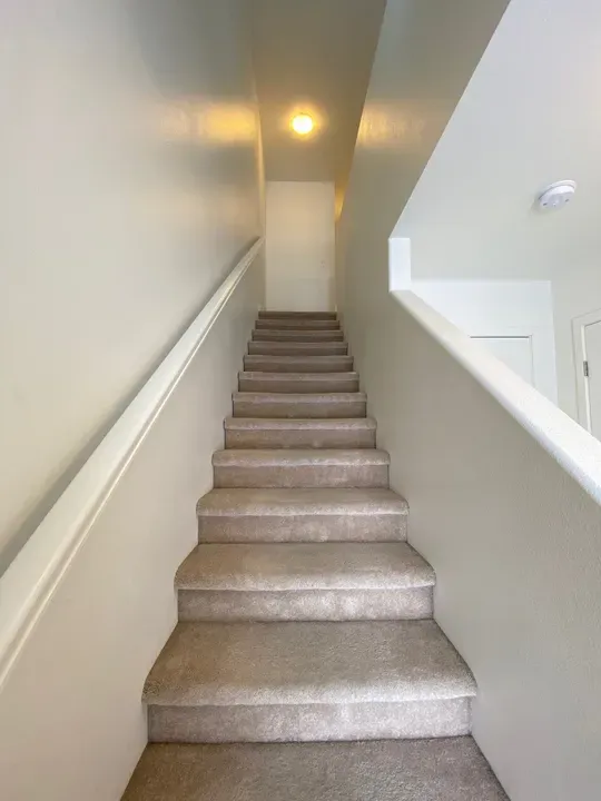 2 Bed 1 Bath Contemporary Multi-Level Townhome in Anchorage, AK - 3