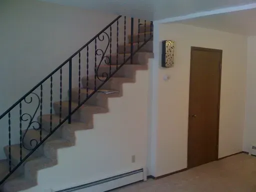 2 Bed 1 Bath Contemporary Multi-Level Townhome in Anchorage, AK - 4