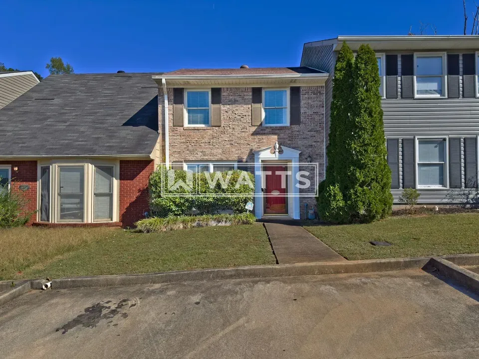 2 Bed 1 Bath Contemporary Multi-Level Townhome in Birmingham, AL