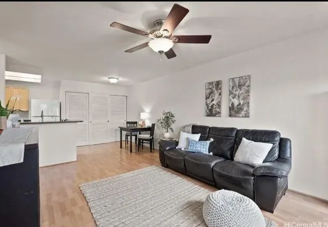 2 Bed 1 Bath Contemporary Multi-Level Townhome in Honolulu, HI - 4