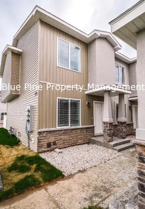 2 Bed 1 Bath Contemporary Multi-Level Townhome in Idaho Falls, ID - 1