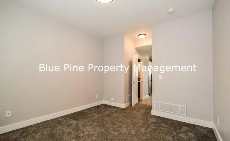 2 Bed 1 Bath Contemporary Multi-Level Townhome in Idaho Falls, ID - 3