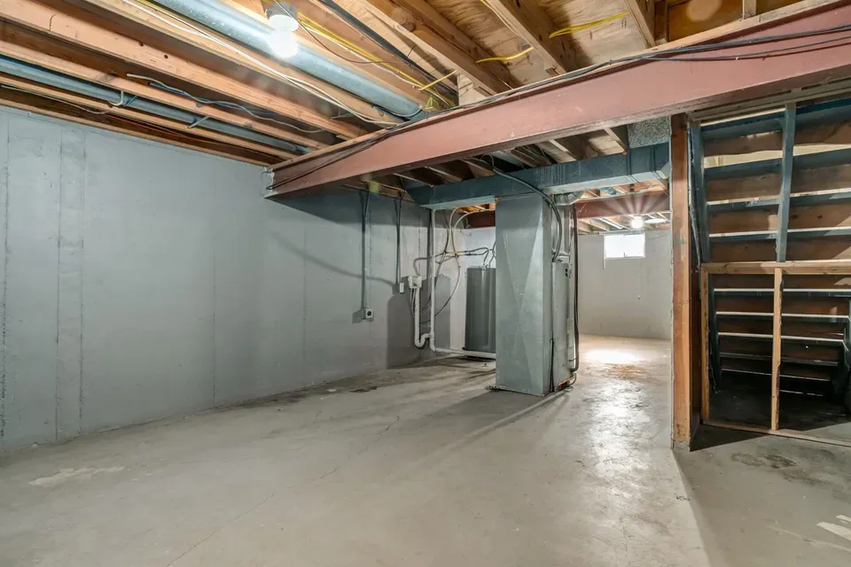 2 Bed 1 Bath Contemporary Multi-Level Townhome in Kansas City, KS - 2