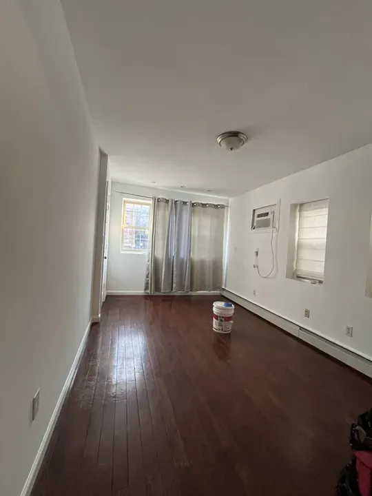 2 Bed 1 Bath Contemporary Multi-Level Townhome in Queens, NY - 5