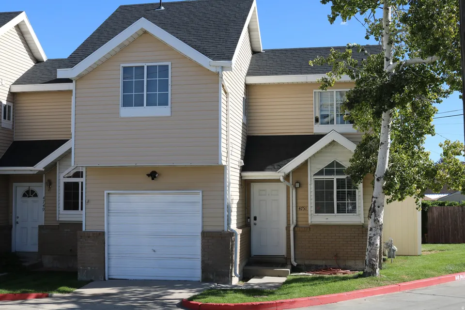 2 Bed 1 Bath Contemporary Multi-Level Townhome in Salt Lake City, UT