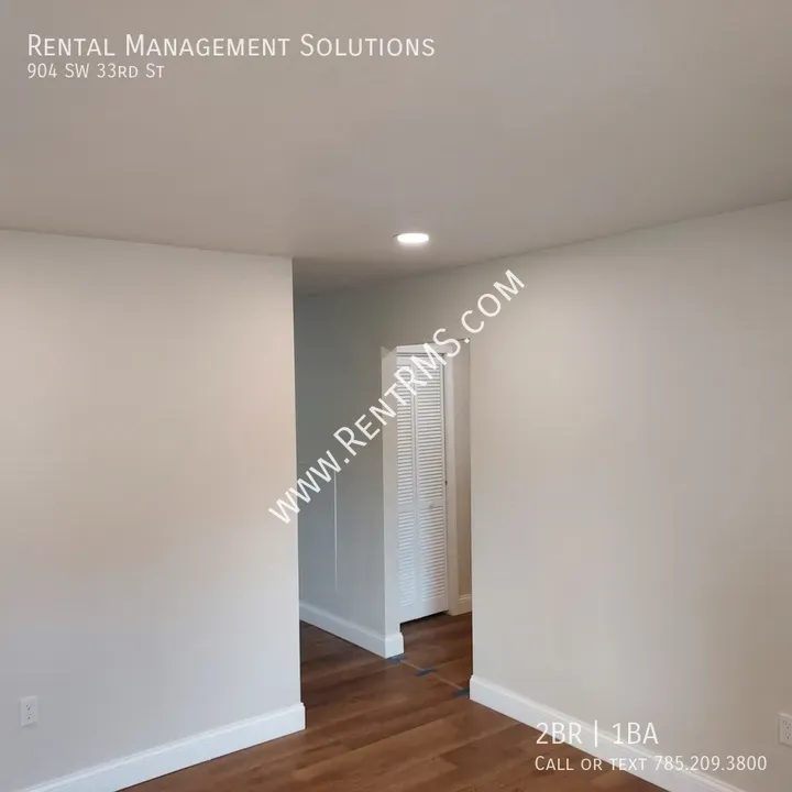 2 Bed 1 Bath Contemporary Multi-Level Townhome in Topeka, KS - 4