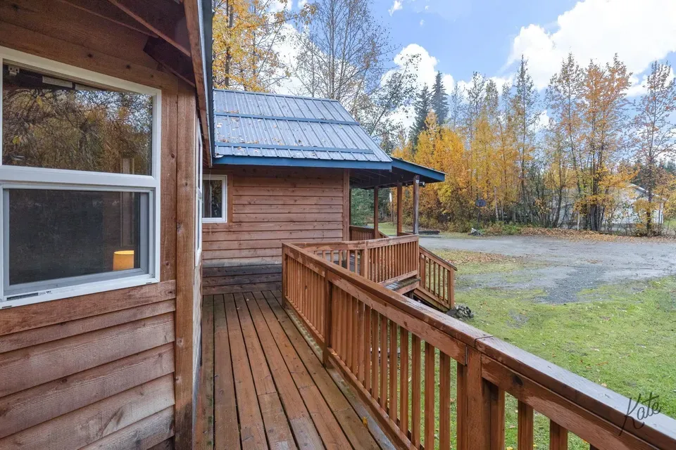 2 Bed 1 Bath Established Contemporary Home in Fairbanks, AK - 5