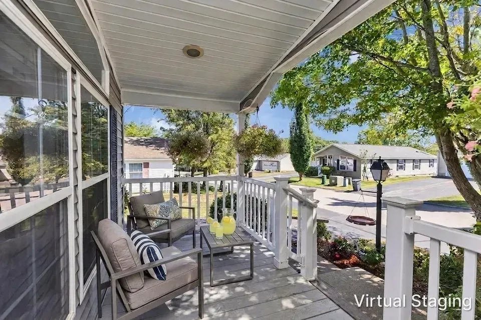 2 Bed 1 Bath Established Contemporary Home in Manchester, NH - 3
