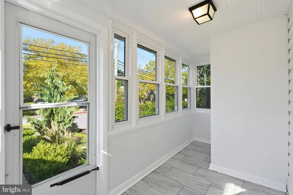 2 Bed 1 Bath Established Mid-Century Residence in Annapolis, MD - 4
