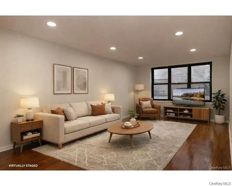2 Bed 1 Bath Established Mid-Century Residence in Brooklyn, NY - 1