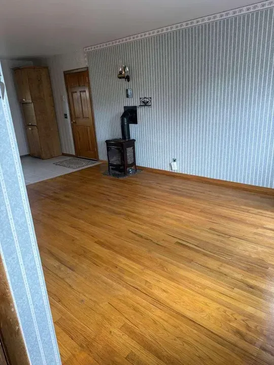 2 Bed 1 Bath Established Mid-Century Residence in Burlington, VT - 3