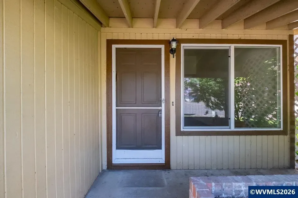 2 Bed 1 Bath Established Mid-Century Residence in Corvallis, OR - 4