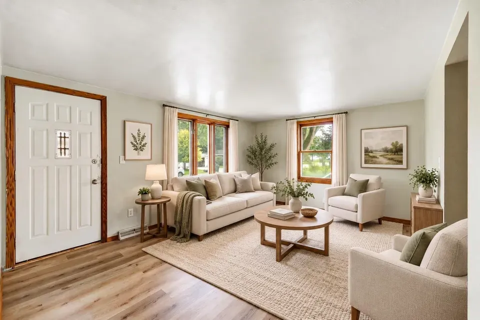 2 Bed 1 Bath Established Mid-Century Residence in Green Bay, WI - 5