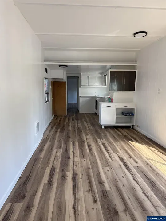 2 Bed 1 Bath Established Mid-Century Residence in Hillsboro, OR - 2
