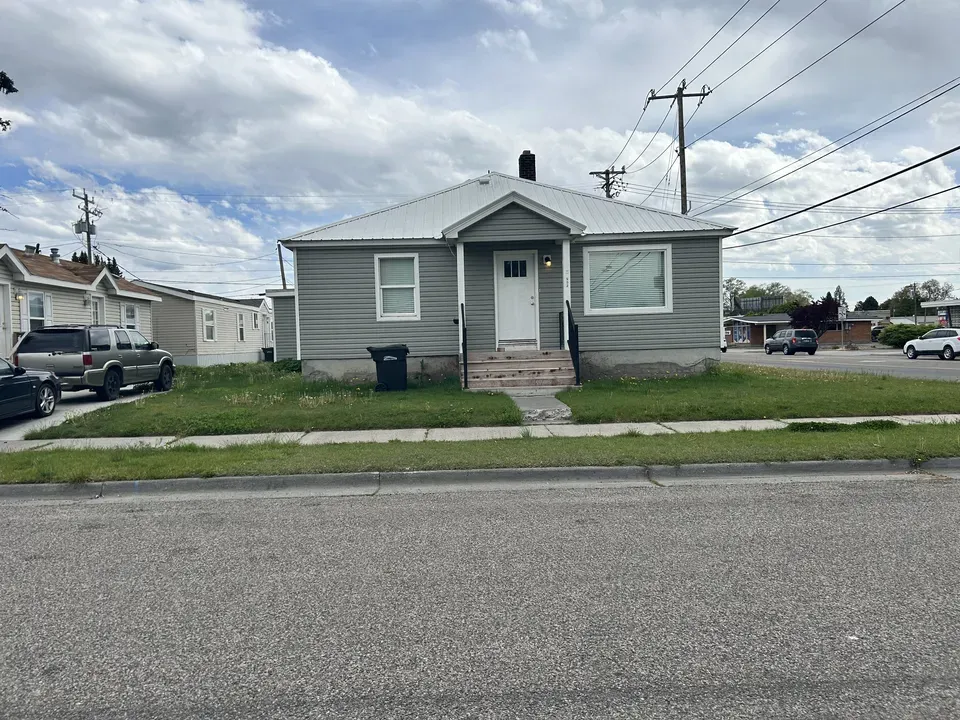 2 Bed 1 Bath Established Mid-Century Residence in Idaho Falls, ID - 1