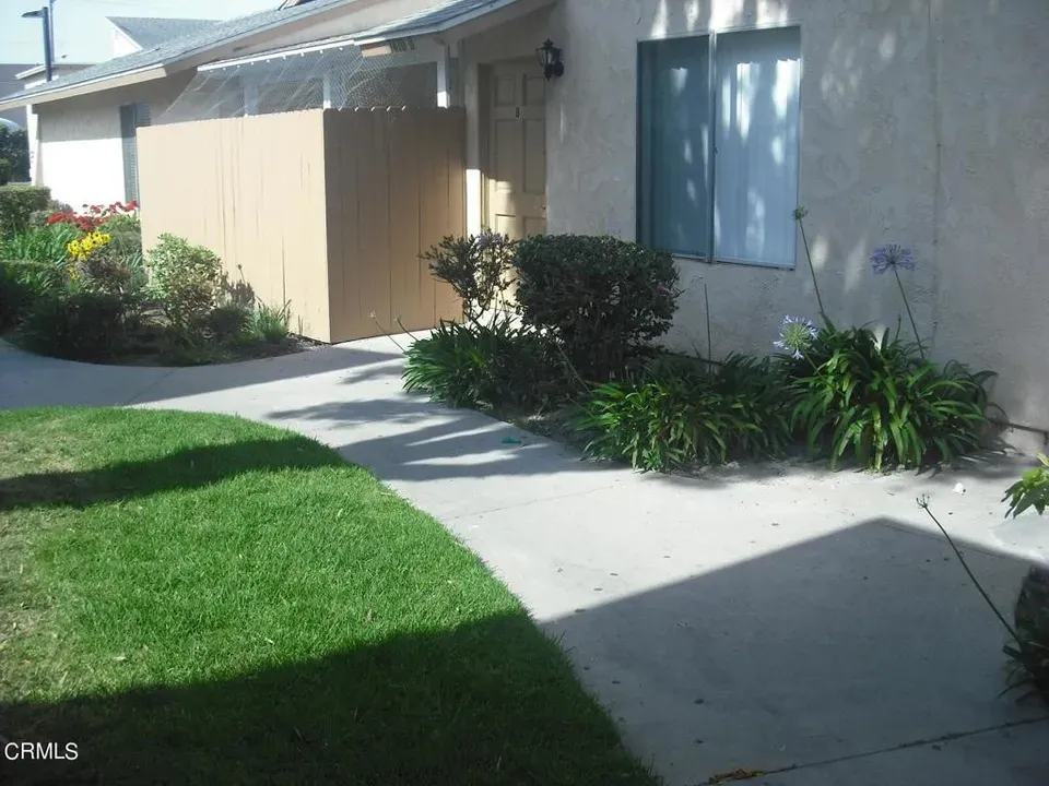 2 Bed 1 Bath Established Mid-Century Residence in Oxnard, CA - 2