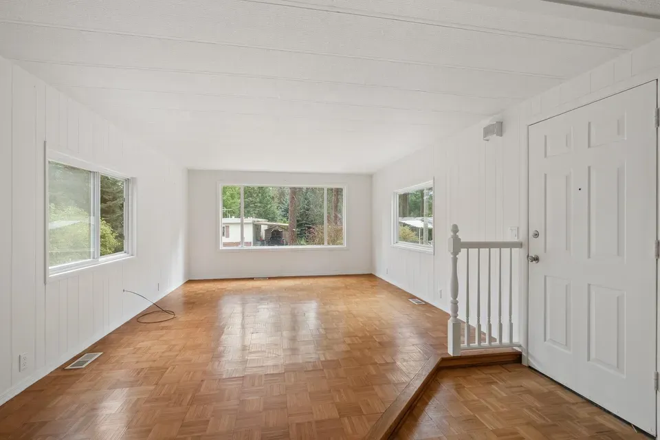 2 Bed 1 Bath Established Mid-Century Residence in Spokane, WA - 4