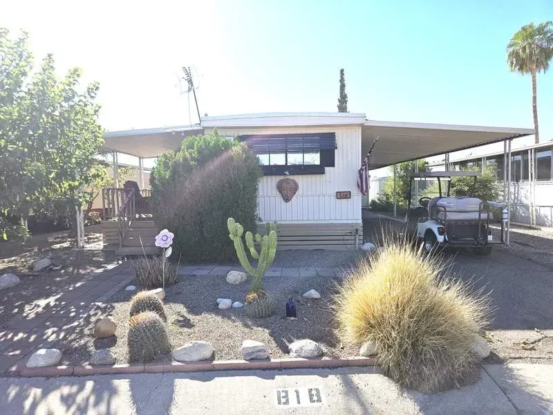 2 Bed 1 Bath Established Mid-Century Residence in Tucson, AZ - 1