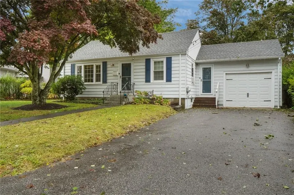 2 Bed 1 Bath Established Mid-Century Residence in Warwick, RI - 1