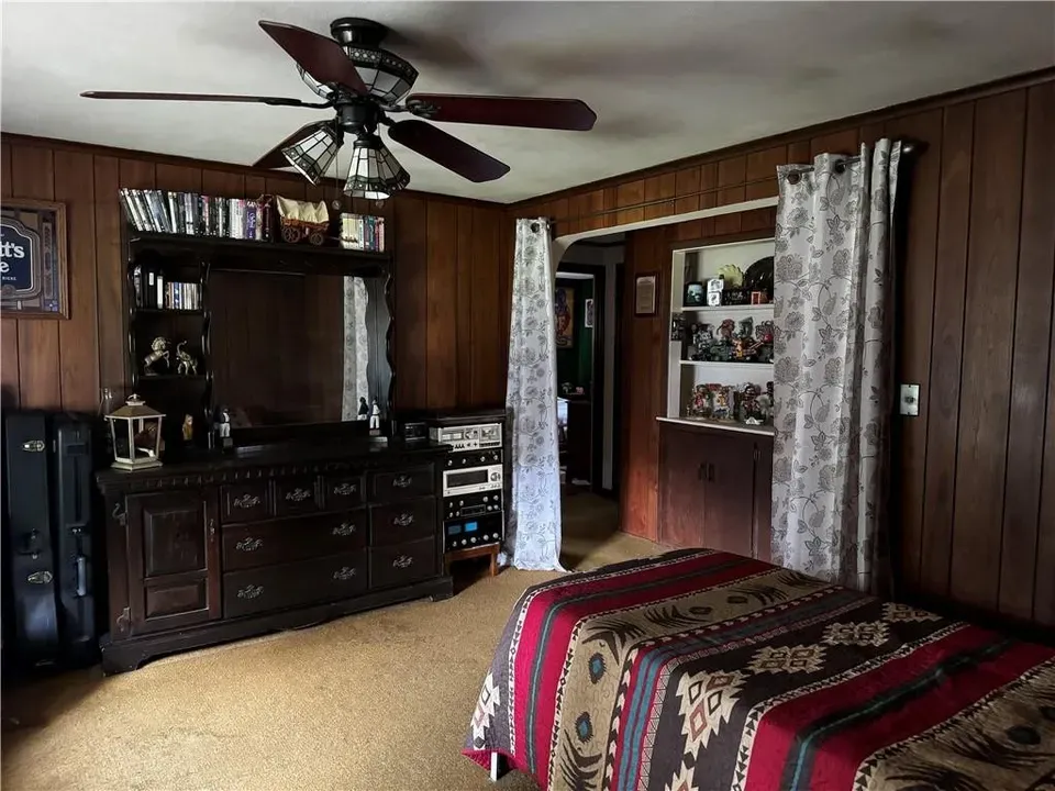 2 Bed 1 Bath Established Mid-Century Residence in Warwick, RI - 4