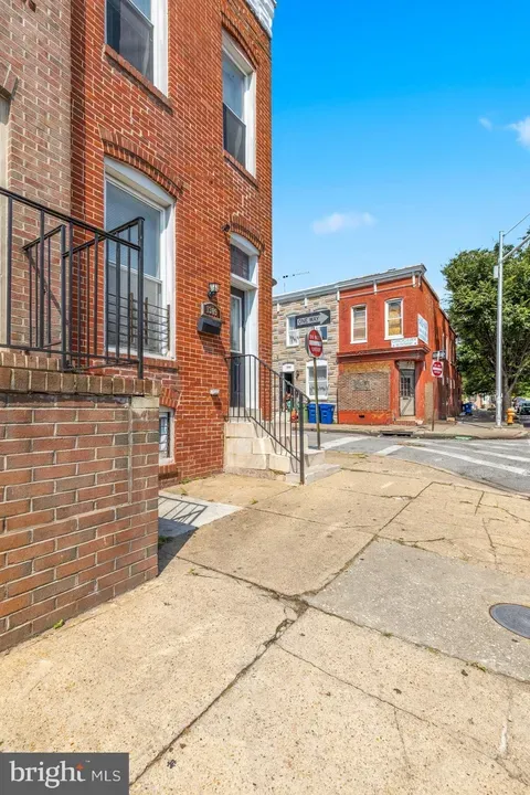 2 Bed 1 Bath Established Multi-Level Townhouse in Baltimore, MD - 5