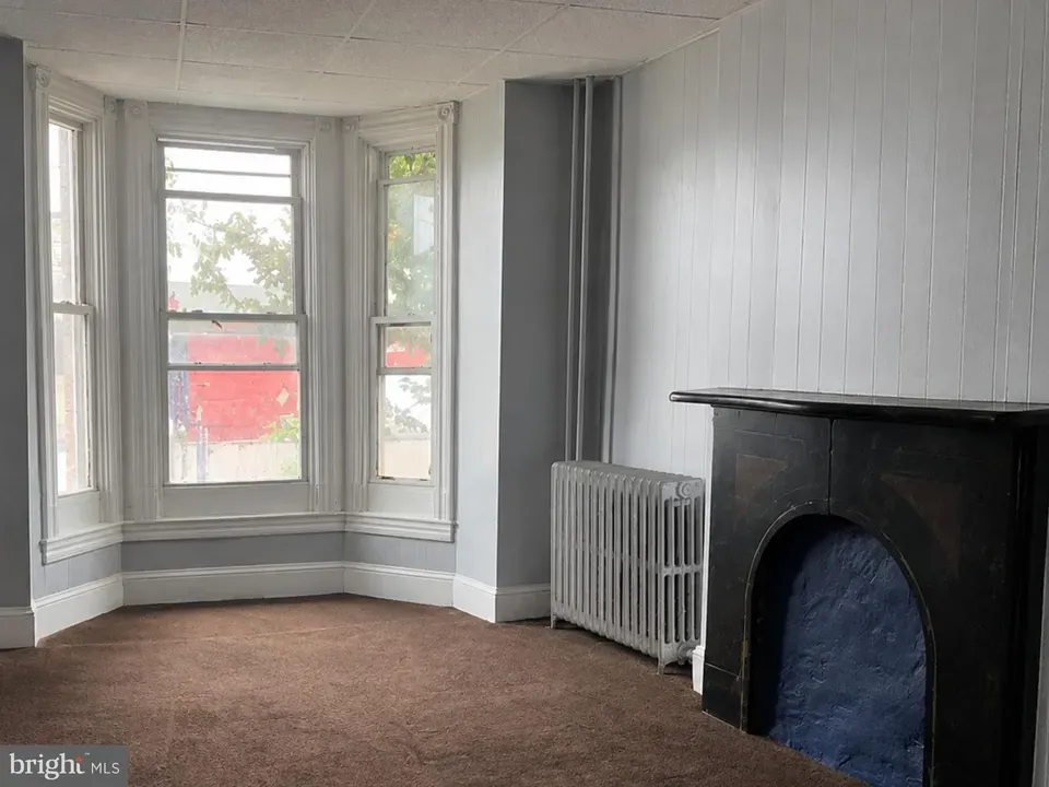 2 Bed 1 Bath Established Multi-Level Townhouse in Baltimore, MD - 4