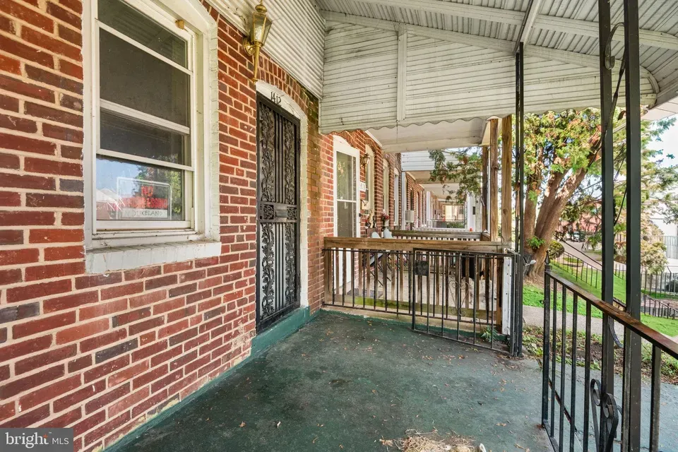 2 Bed 1 Bath Established Multi-Level Townhouse in Baltimore, MD - 4