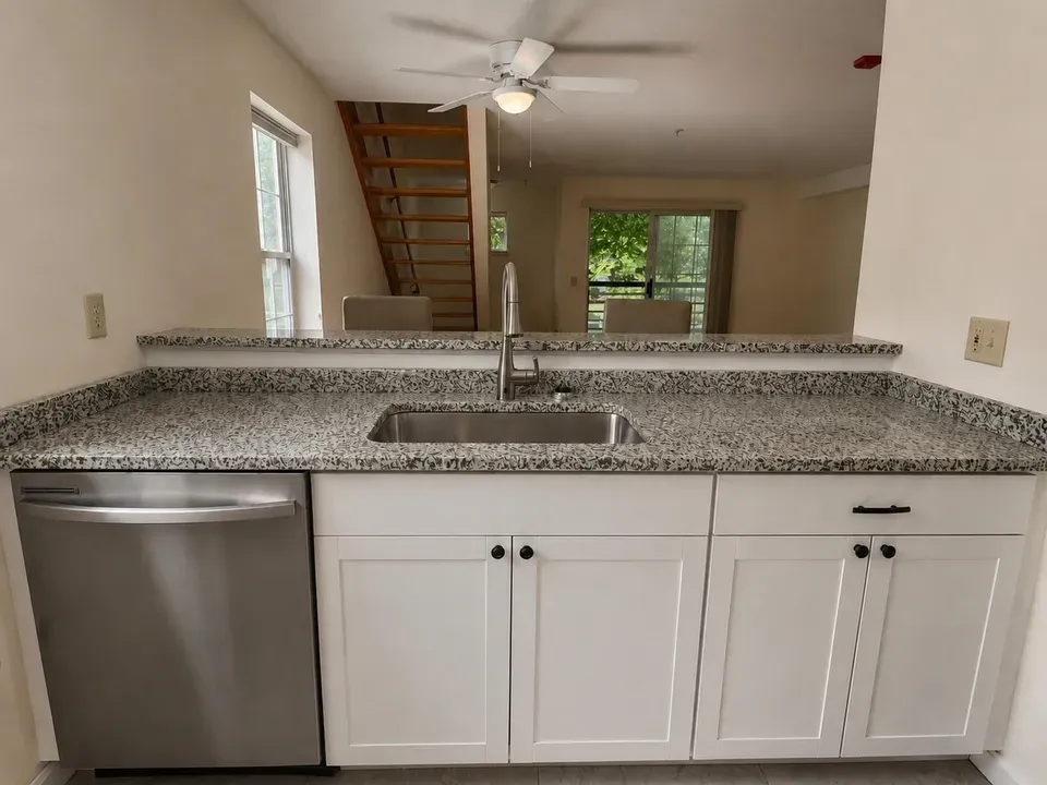 2 Bed 1 Bath Established Multi-Level Townhouse in Burlington, VT - 3