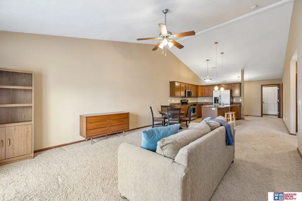 2 Bed 1 Bath Established Multi-Level Townhouse in Lincoln, NE - 5
