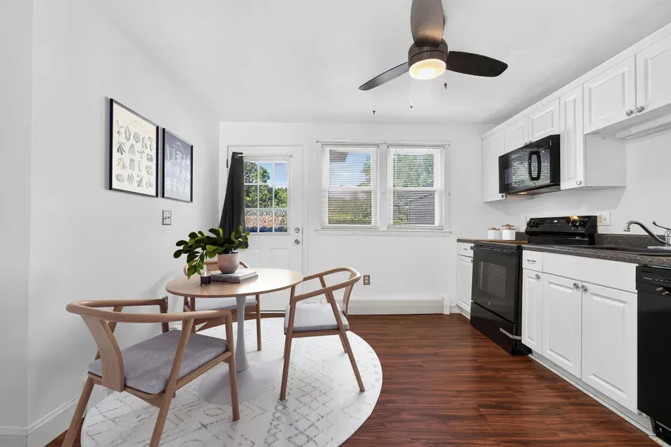 2 Bed 1 Bath Established Multi-Level Townhouse in Manchester, NH - 1