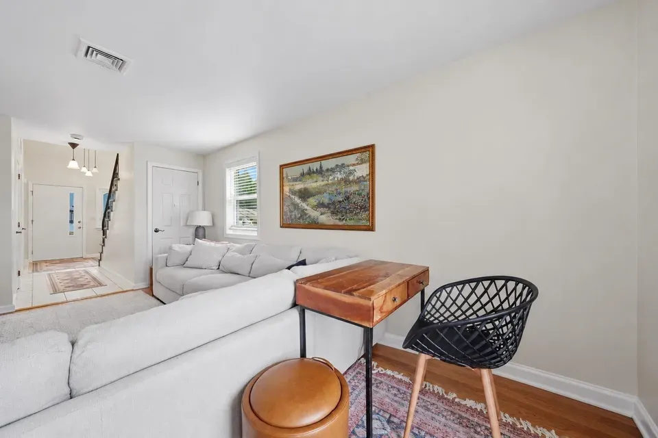 2 Bed 1 Bath Established Multi-Level Townhouse in Nashua, NH - 5