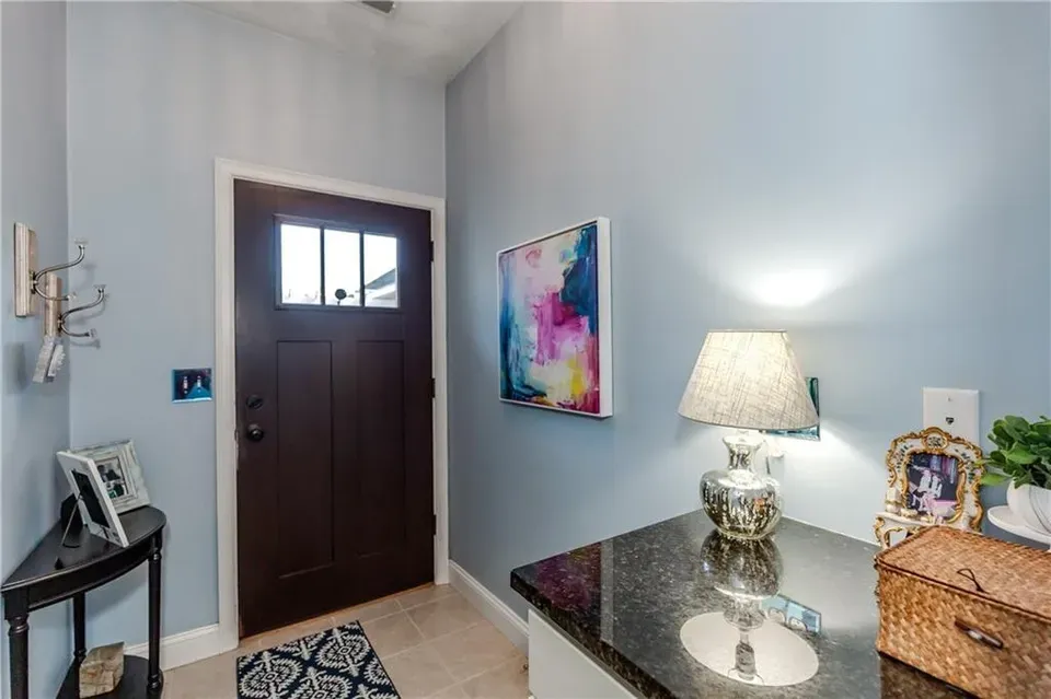 2 Bed 1 Bath Established Multi-Level Townhouse in Warwick, RI - 3