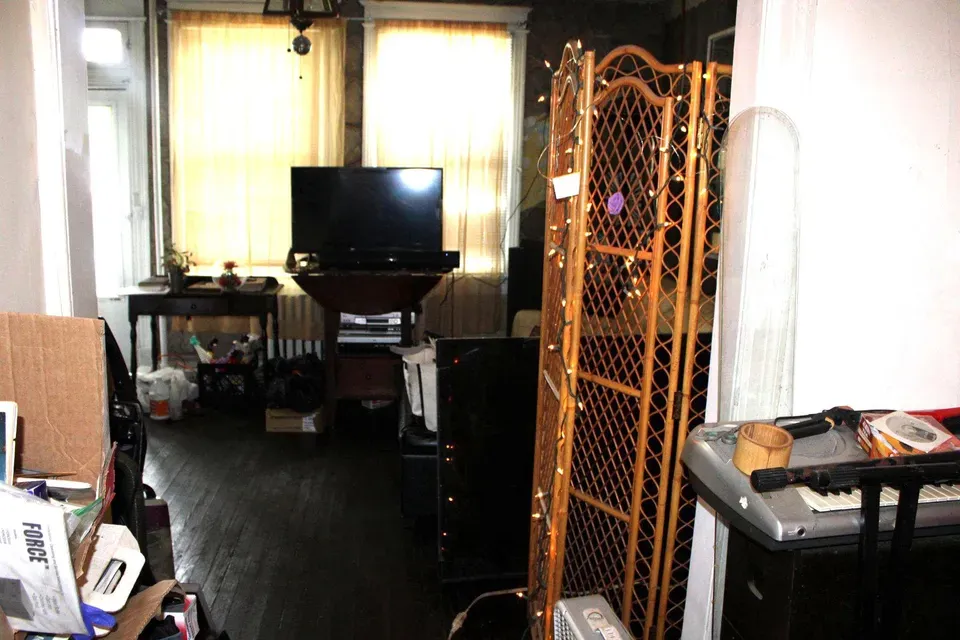2 Bed 1 Bath Established Multi-Level Townhouse in Washington, DC - 5