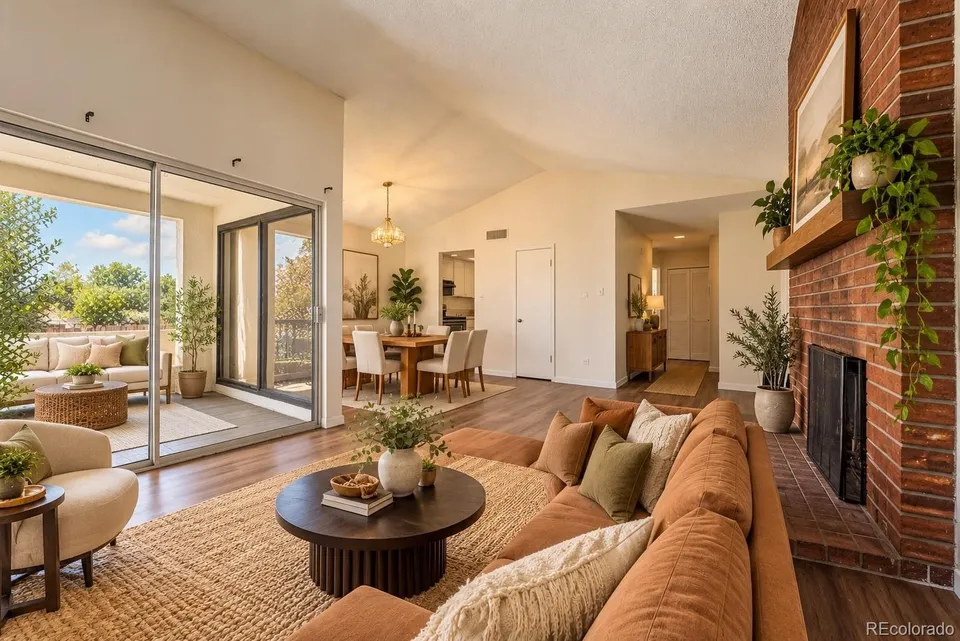 2 Bed 1 Bath Executive Skyline Suite in Denver, CO