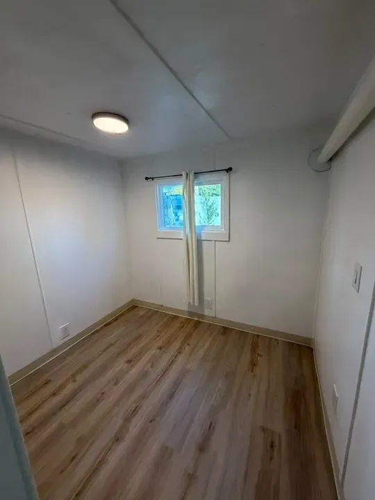 2 Bed 1 Bath Modern Contemporary Residence in Anchorage, AK - 4