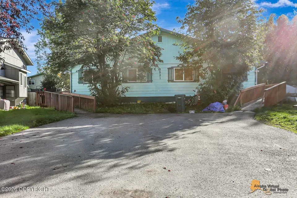 2 Bed 1 Bath Modern Contemporary Residence in Anchorage, AK - 2