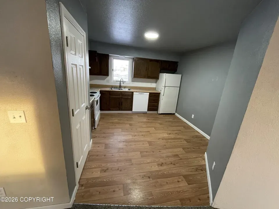 2 Bed 1 Bath Modern Contemporary Residence in Anchorage, AK - 4