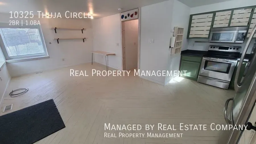 2 Bed 1 Bath Modern Contemporary Residence in Anchorage, AK - 5
