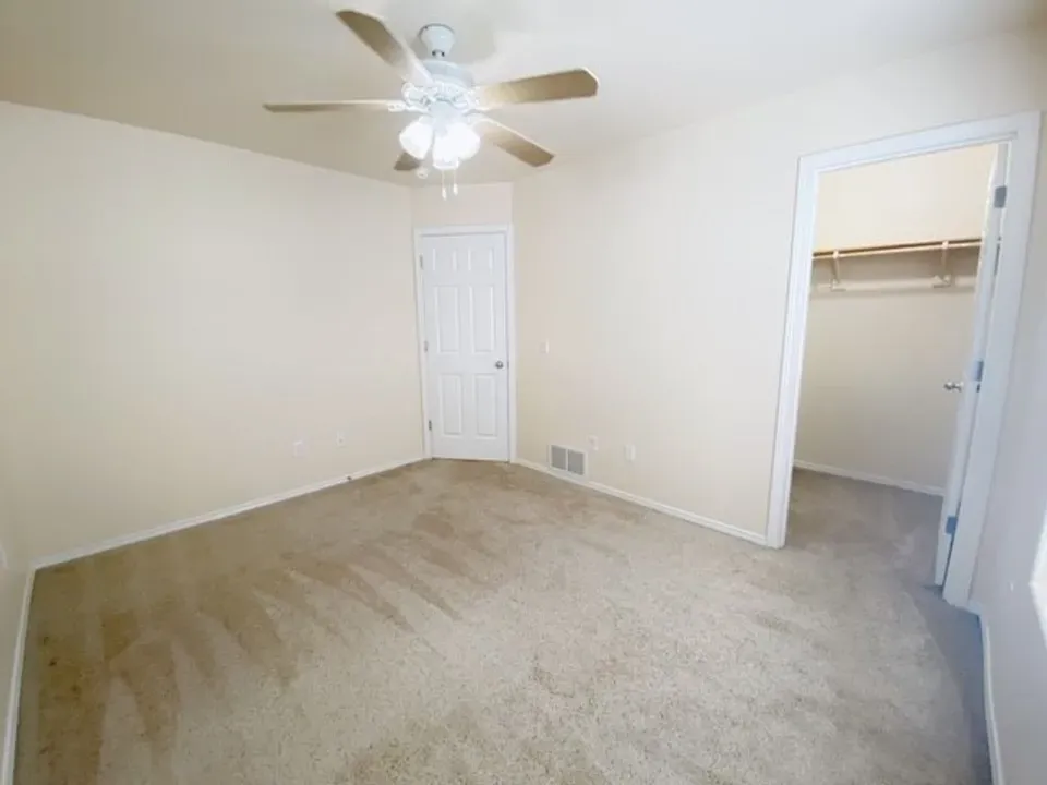 2 Bed 1 Bath Modern Contemporary Residence in Anchorage, AK - 3