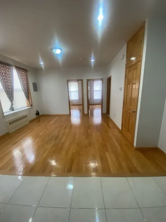 2 Bed 1 Bath Modern Contemporary Residence in Brooklyn, NY