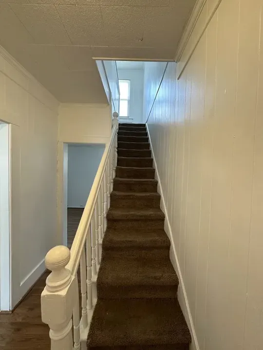 2 Bed 1 Bath Modern Contemporary Residence in Chesapeake, VA - 5