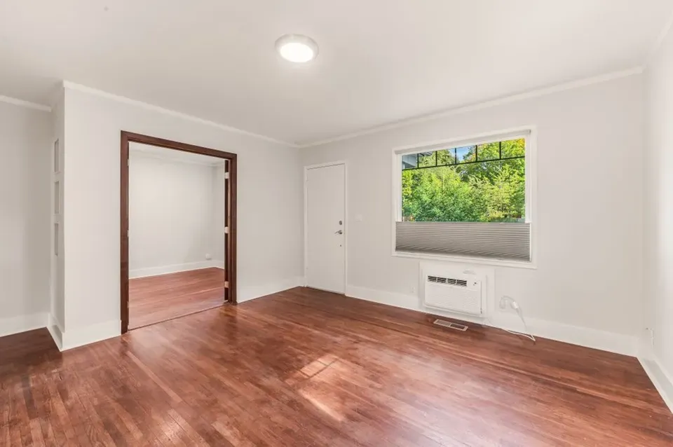2 Bed 1 Bath Modern Contemporary Residence in Coeur d Alene, ID - 3