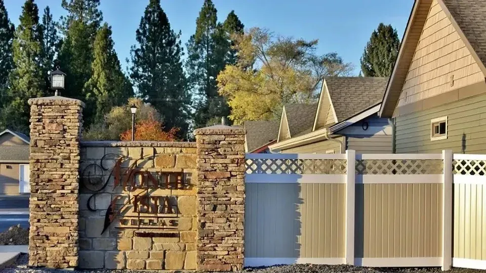 2 Bed 1 Bath Modern Contemporary Residence in Coeur d Alene, ID - 2